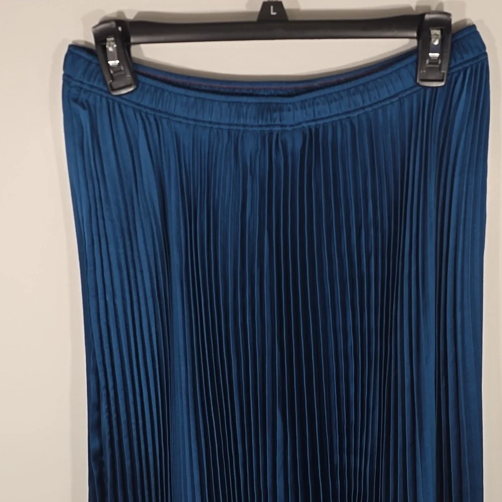 NWT: {BOSS Orange} Women's Pleated Pull-On A-Line Skirt in Teal - Size XL - Picture 7 of 17